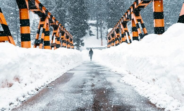 cosmic beam growth trajectory